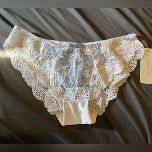 BNWT COQUETTE WHITE & BLUE BRIDAL LACE HIGH CUT PANTY
